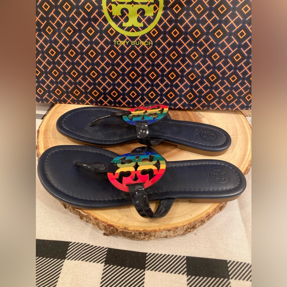 Tory Burch Miller Bright Rainbow Royal Navy Thong Sandals 8.5 Rt-298$ - Picture 2 of 8